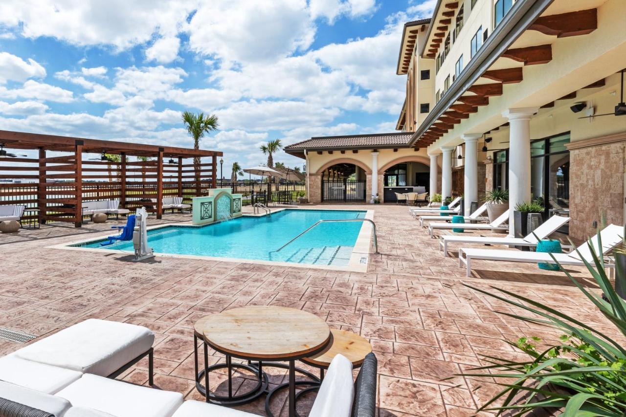 Hotel Indigo Spring - Woodlands Area By Ihg Exterior photo